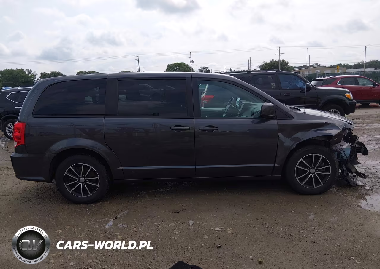 2018 Dodge Grand Caravan Gt VIN:2C4RDGEG4JR311772 - 14