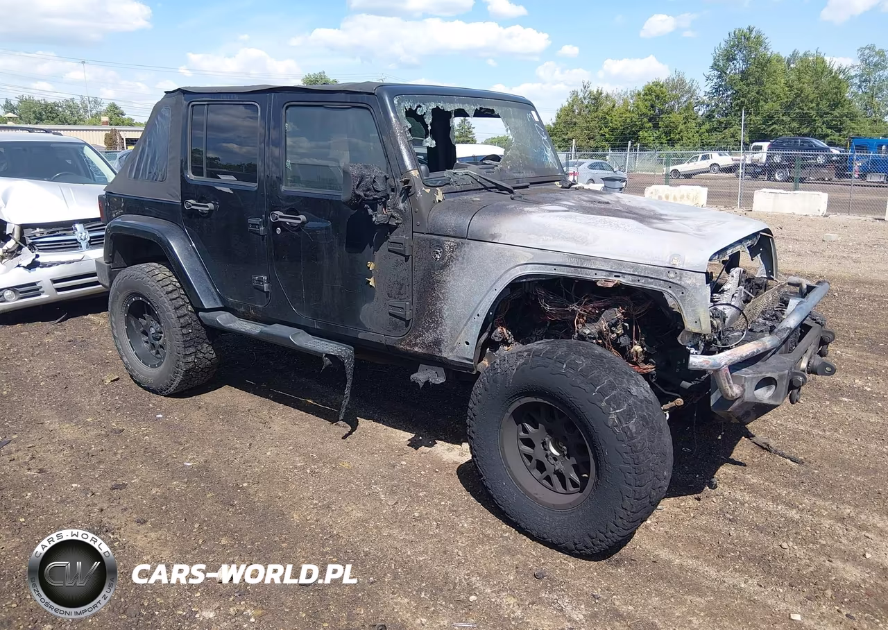 2012 Jeep Wrangler Unlimited Sahara – zdjęcie 1 z 10