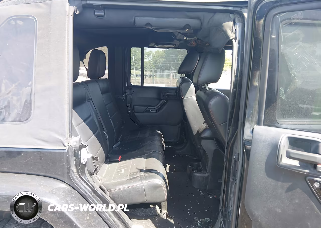 2012 Jeep Wrangler Unlimited Sahara VIN:1C4BJWEG3CL250673 - 8