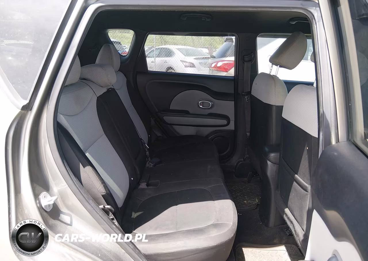 2014 Kia Soul VIN:KNDJN2A25E7068570 - 8