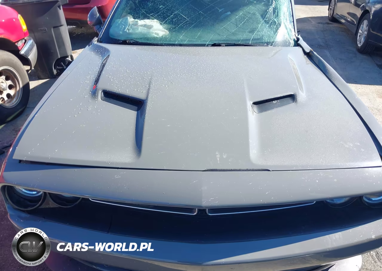 2018 Dodge Challenger R-T Scat Pack VIN:2C3CDZFJ0JH128357 - 10