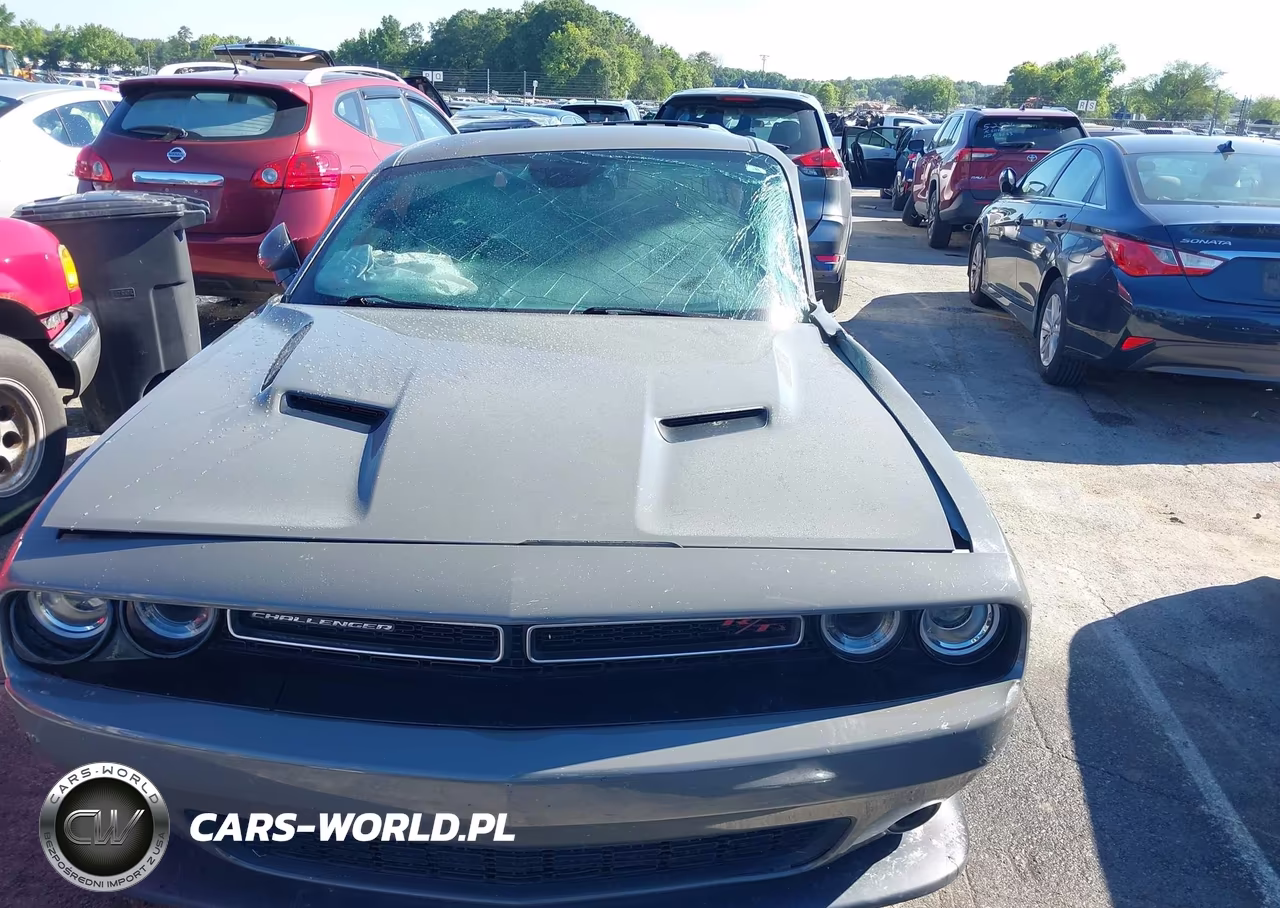 2018 Dodge Challenger R-T Scat Pack VIN:2C3CDZFJ0JH128357 - 12