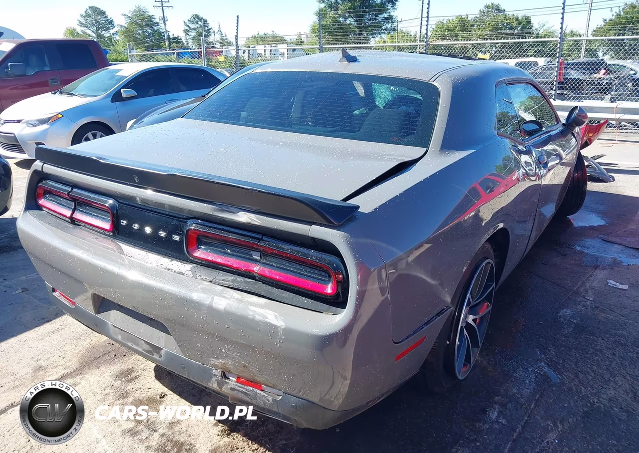 2018 Dodge Challenger R-T Scat Pack VIN:2C3CDZFJ0JH128357 - 4