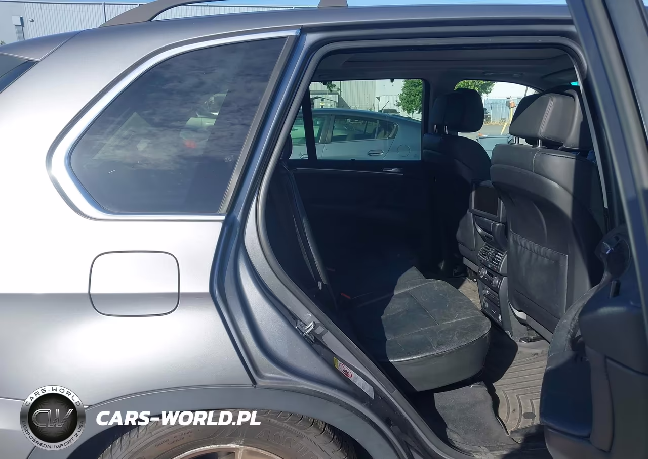 2008 BMW X5 4.8I VIN:5UXFE83578L161083 - 8