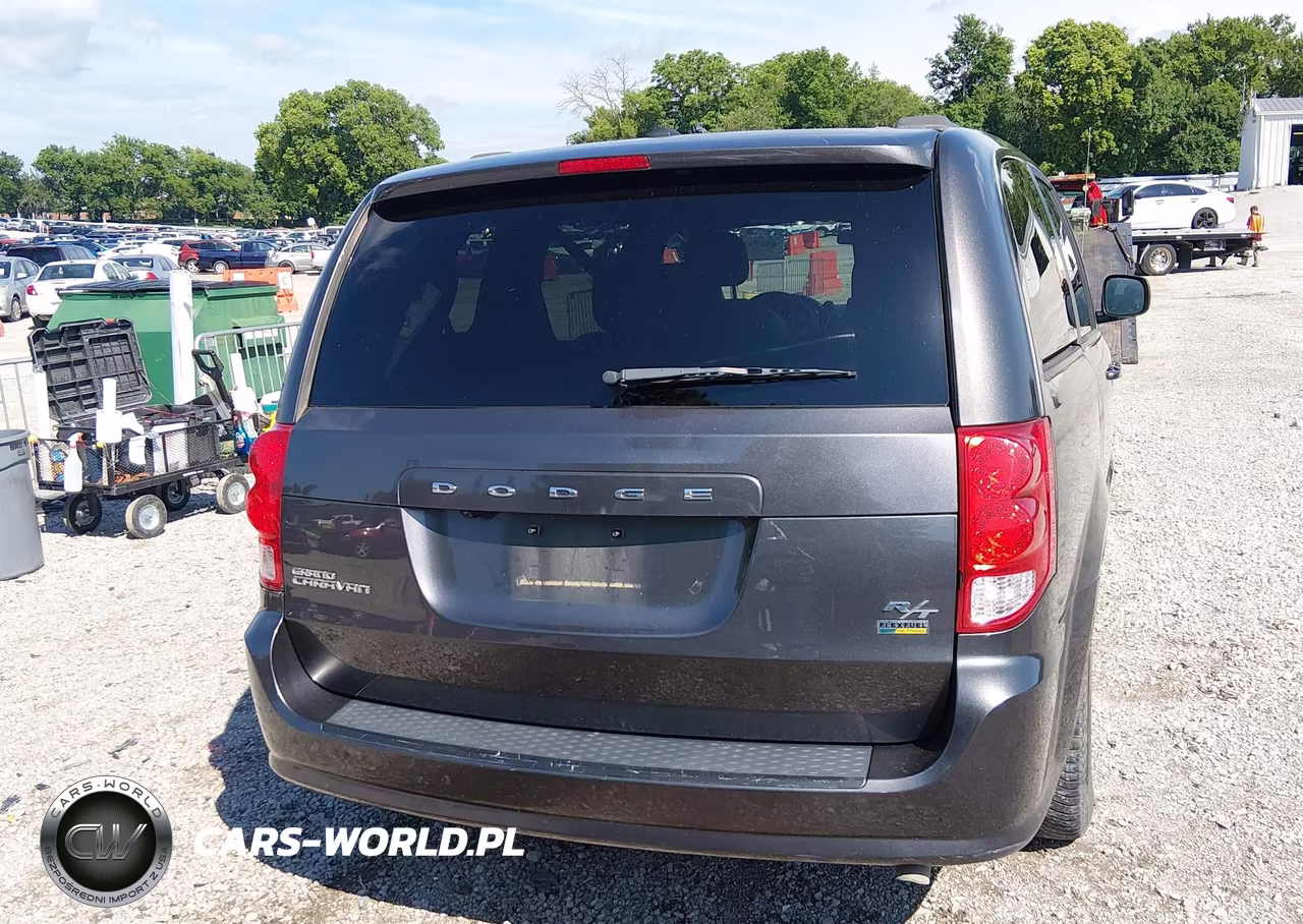 2016 Dodge Grand Caravan R-T VIN:2C4RDGEGXGR329556 - 17