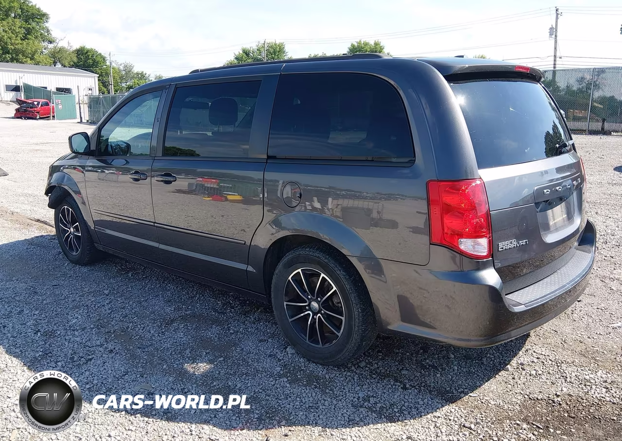 2016 Dodge Grand Caravan R-T VIN:2C4RDGEGXGR329556 - 3