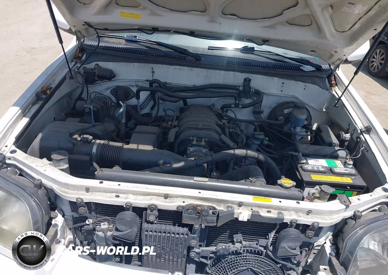 2005 Toyota Sequoia Limited V8 VIN:5TDZT38A25S259493 - 10