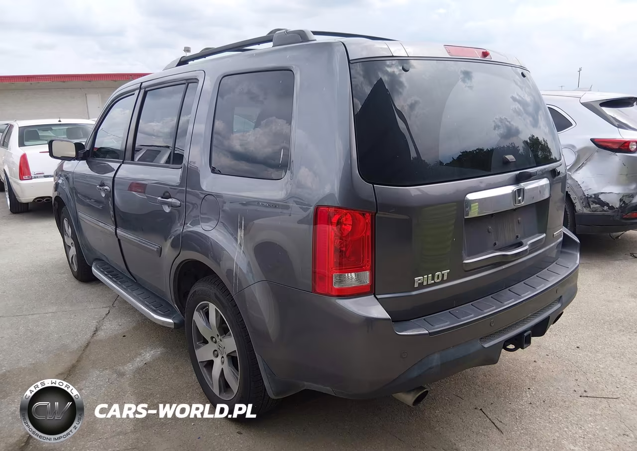 2015 Honda Pilot Touring VIN:5FNYF3H91FB021147 - 3