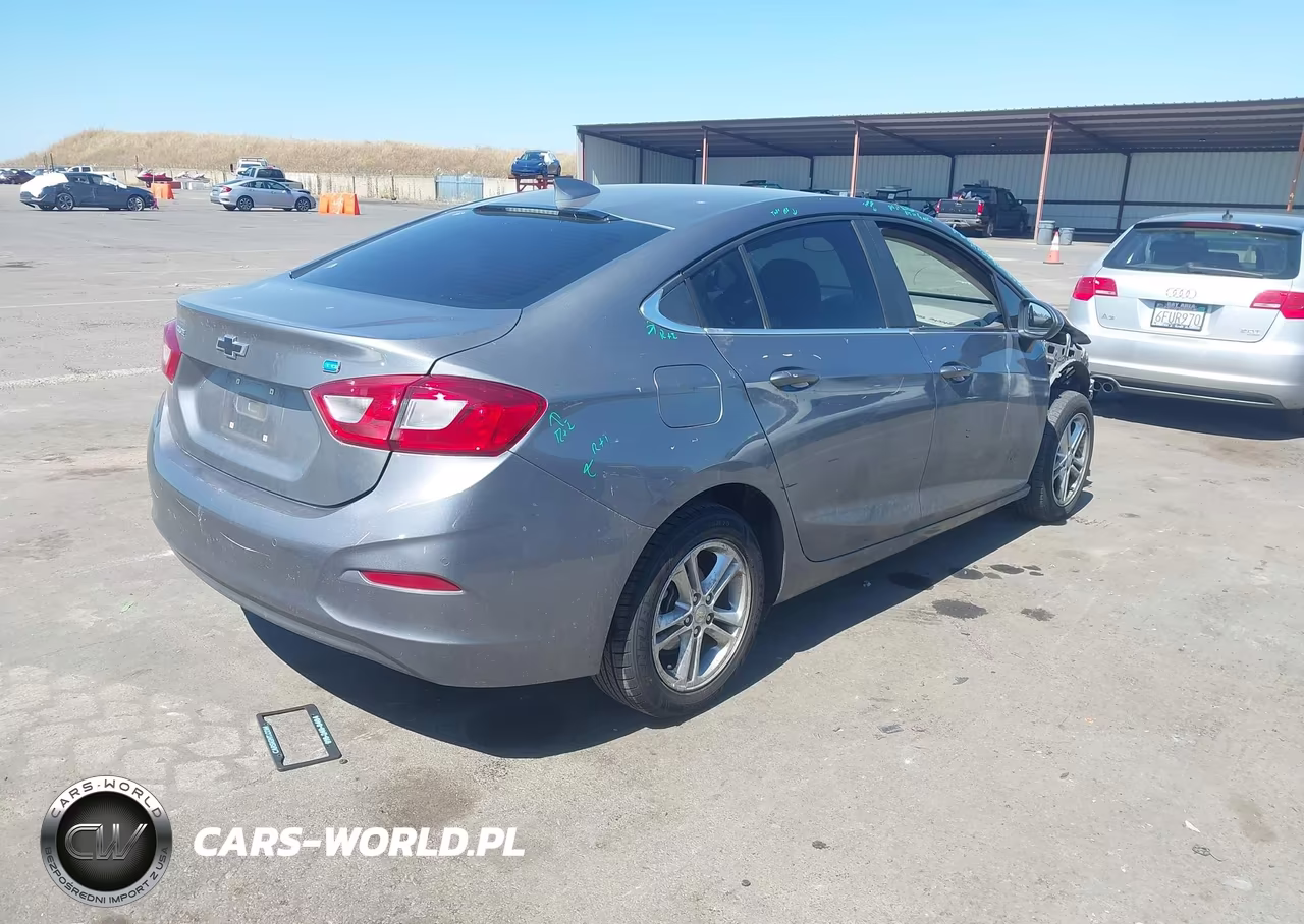 2018 Chevrolet Cruze Lt Auto VIN:1G1BH5SE7J7140135 - 4