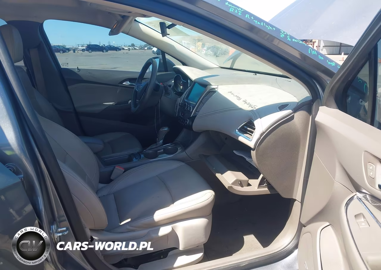 2018 Chevrolet Cruze Lt Auto VIN:1G1BH5SE7J7140135 - 5