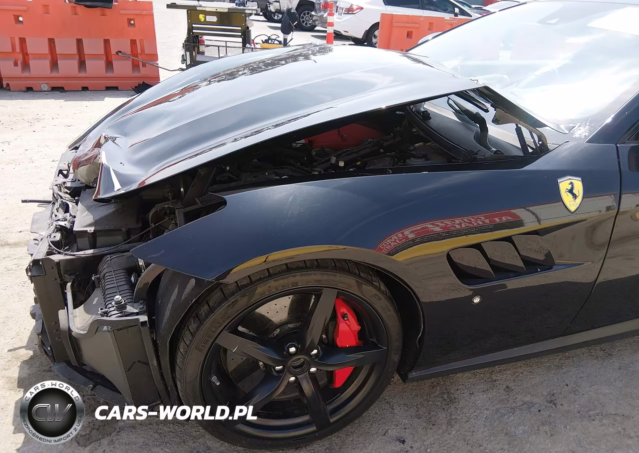 2020 Ferrari Gtc4Lusso T VIN:ZFF82YNA2L0256482 - 13