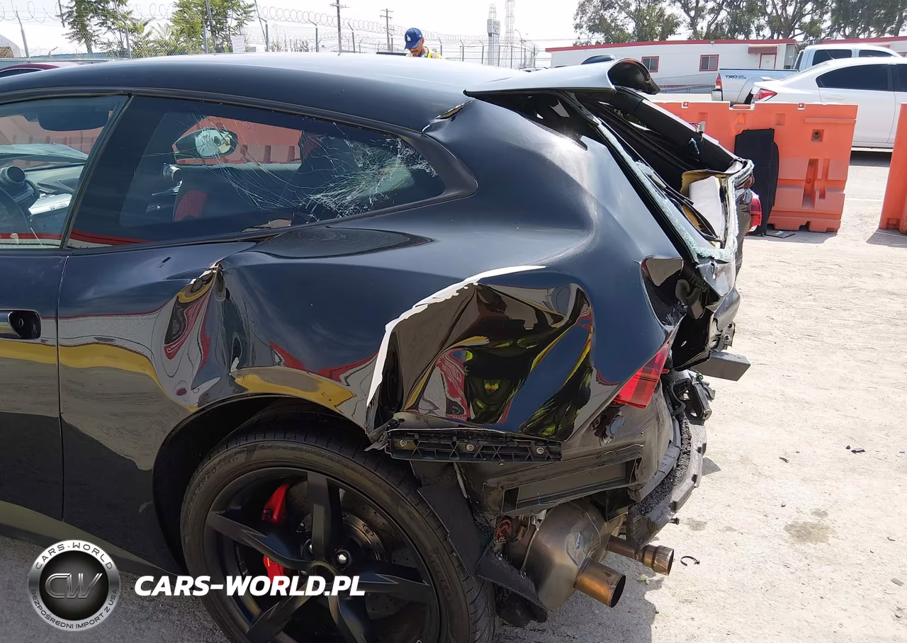2020 Ferrari Gtc4Lusso T VIN:ZFF82YNA2L0256482 - 16