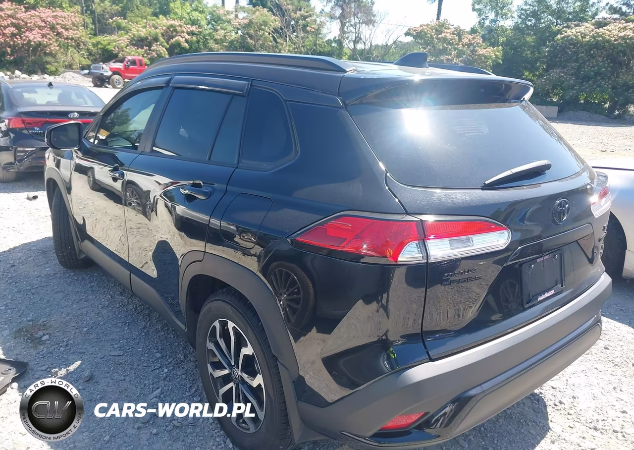 2024 Toyota Corolla Cross Hybrid Se VIN:7MUFBABG0RV030782 - 3