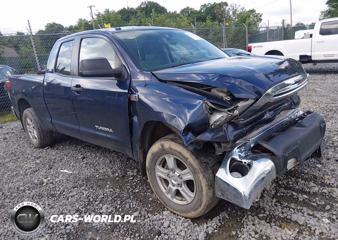2013 Toyota Tundra Grade 5.7L V8