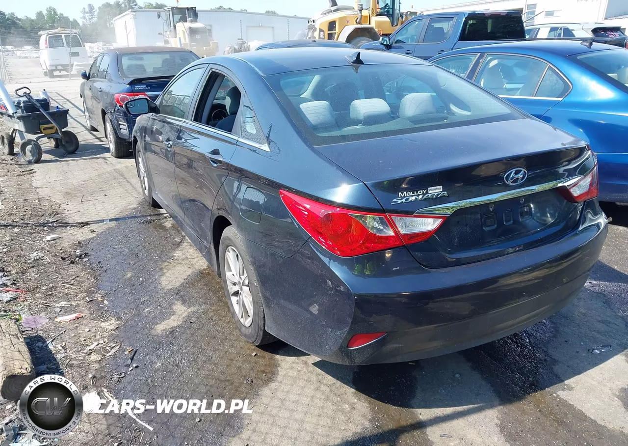 2014 Hyundai Sonata Gls VIN:5NPEB4AC0EH921032 - 3
