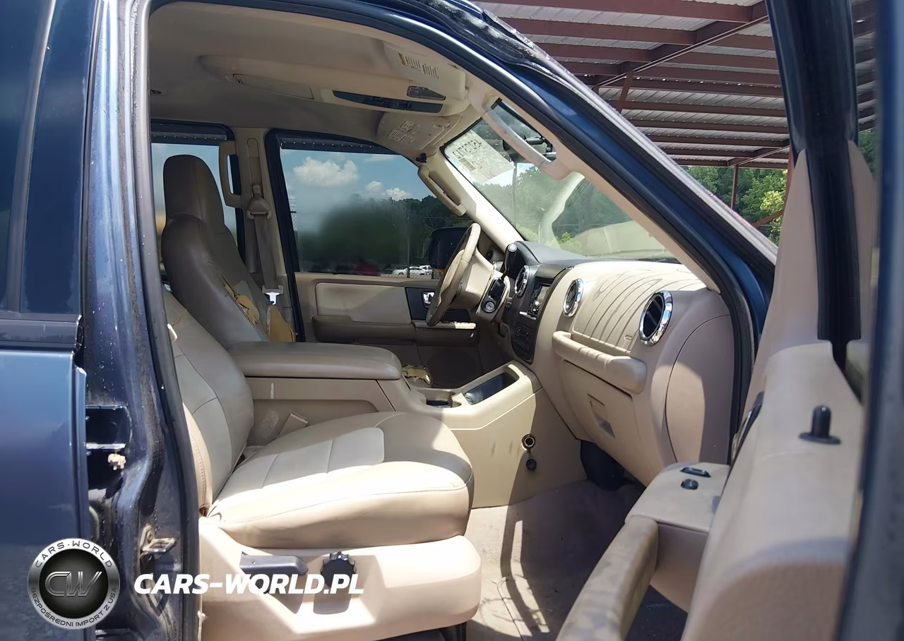 2005 Ford Expedition Eddie Bauer-King Ranch VIN:1FMPU175X5LA83397 - 5