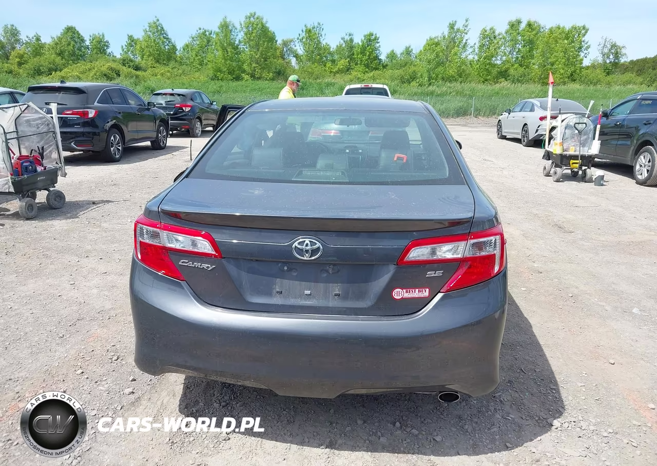 2014 Toyota Camry Se VIN:4T1BF1FKXEU375511 - 16