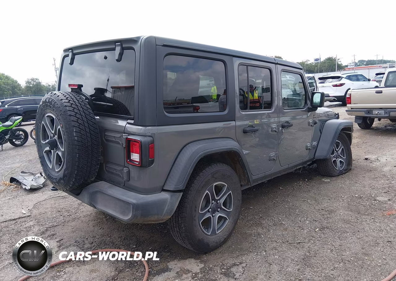 2020 Jeep Wrangler Unlimited Sport S 4X4 VIN:1C4HJXDN7LW325597 - 4