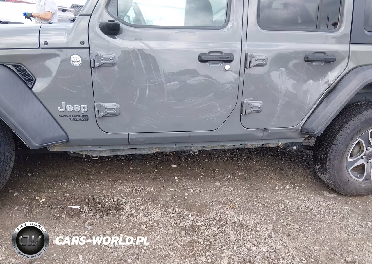 2020 Jeep Wrangler Unlimited Sport S 4X4 VIN:1C4HJXDN7LW325597 - 6
