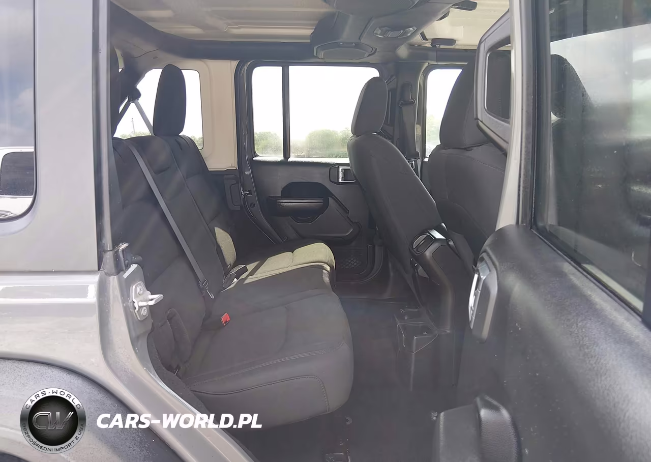2020 Jeep Wrangler Unlimited Sport S 4X4 VIN:1C4HJXDN7LW325597 - 8