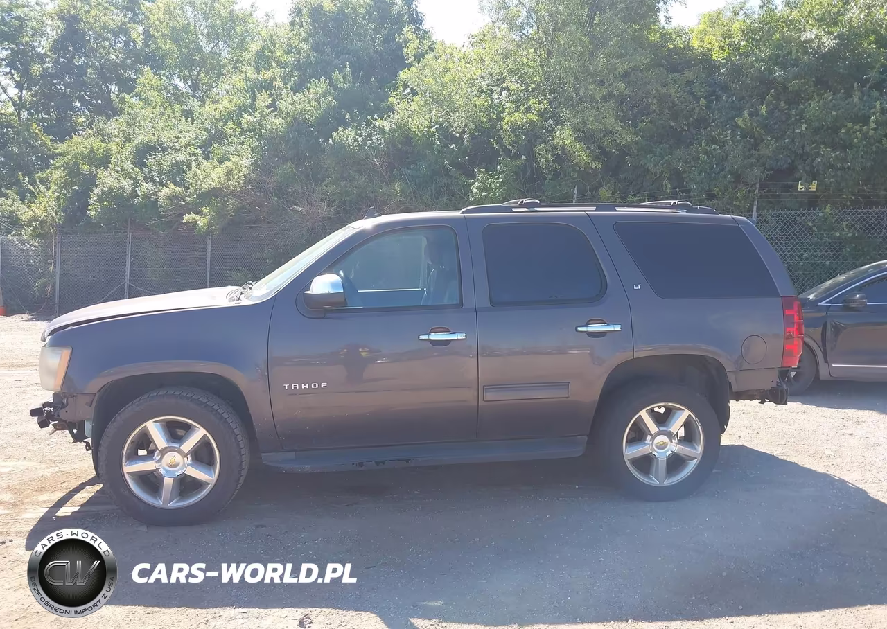 2011 Chevrolet Tahoe Lt VIN:1GNSKBE02BR281277 - 14
