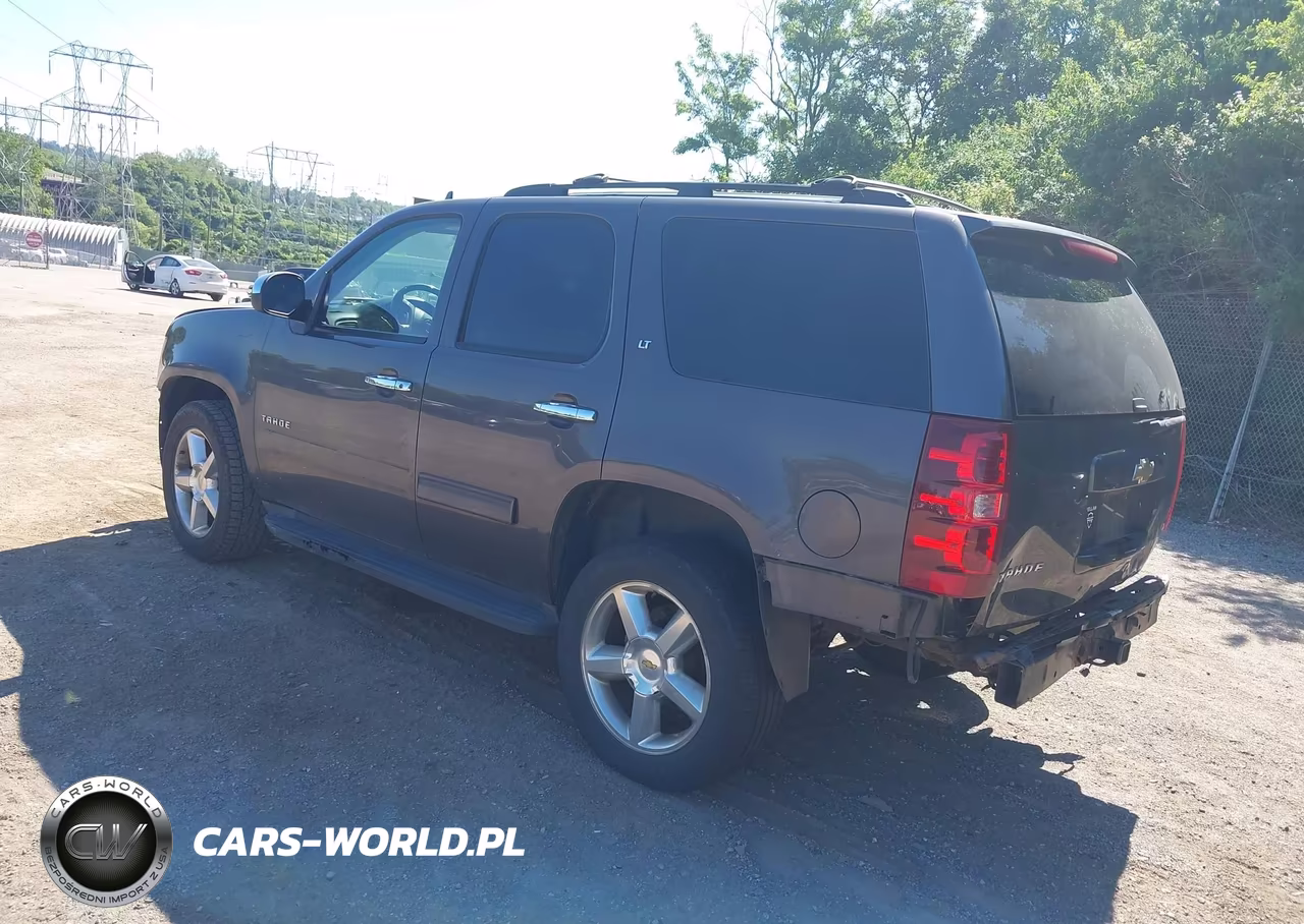 2011 Chevrolet Tahoe Lt VIN:1GNSKBE02BR281277 - 3
