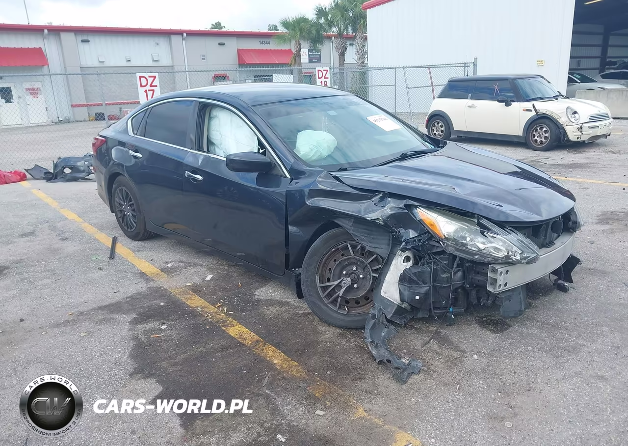 2018 Nissan Altima 2.5 S – zdjęcie 1 z 17