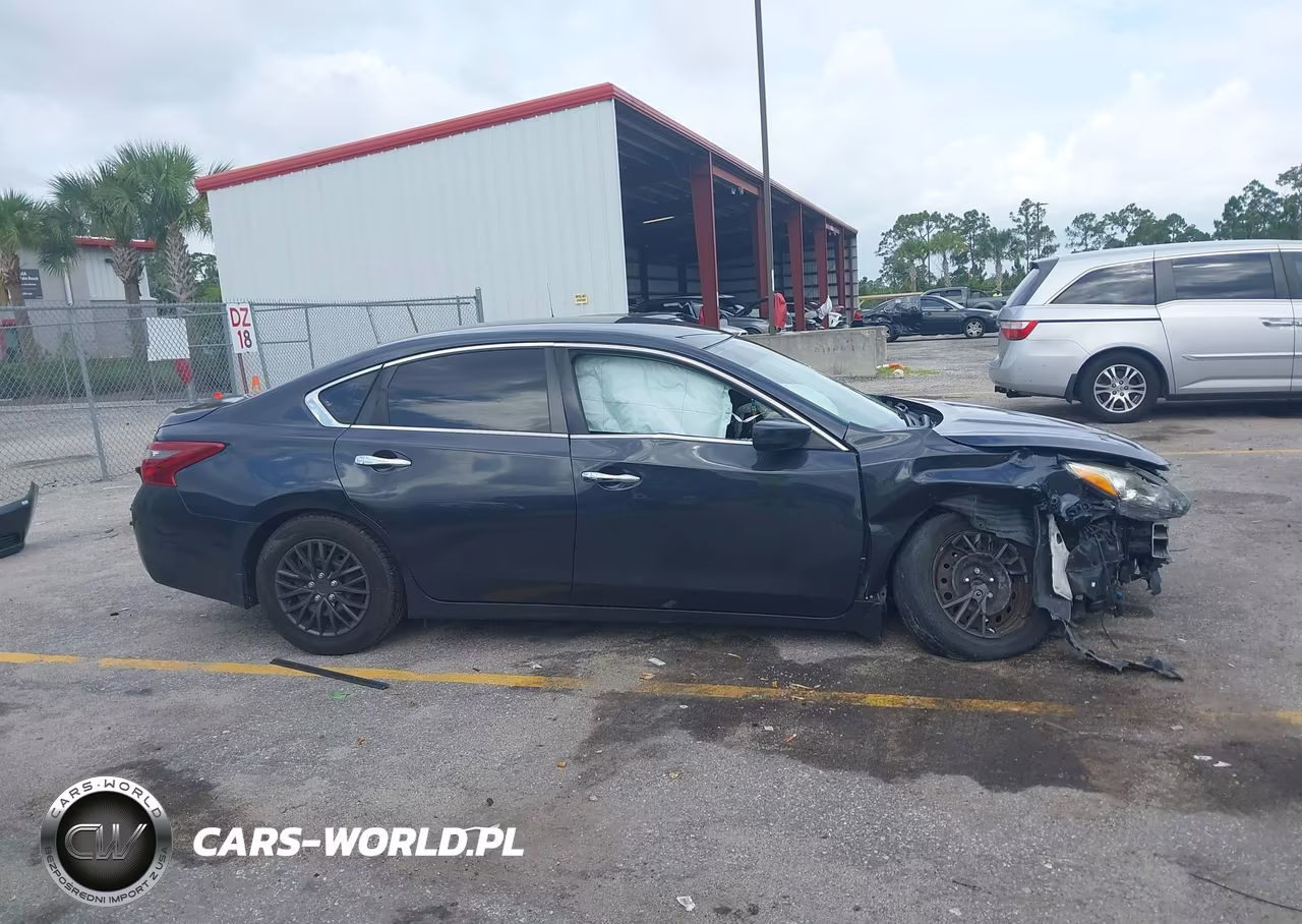 2018 Nissan Altima 2.5 S VIN:1N4AL3AP0JC283806 - 14