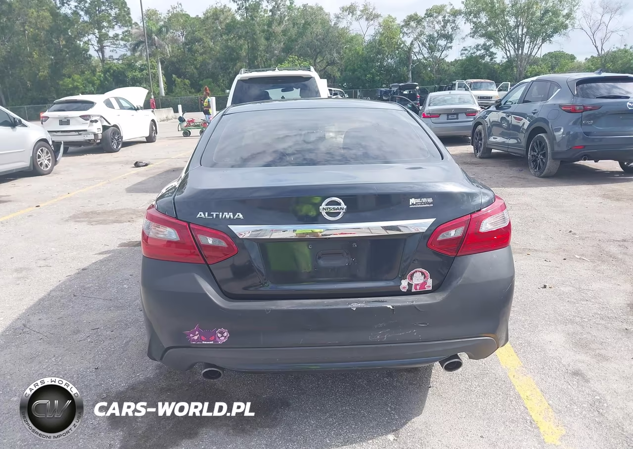 2018 Nissan Altima 2.5 S VIN:1N4AL3AP0JC283806 - 17