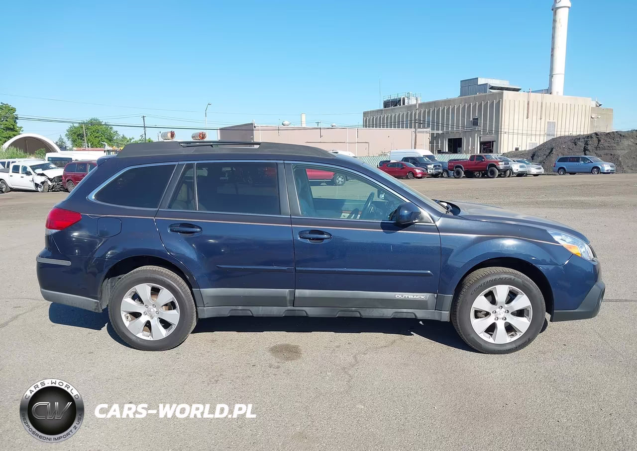2014 Subaru Outback 2.5I Limited VIN:4S4BRBLC7E3238705 - 13