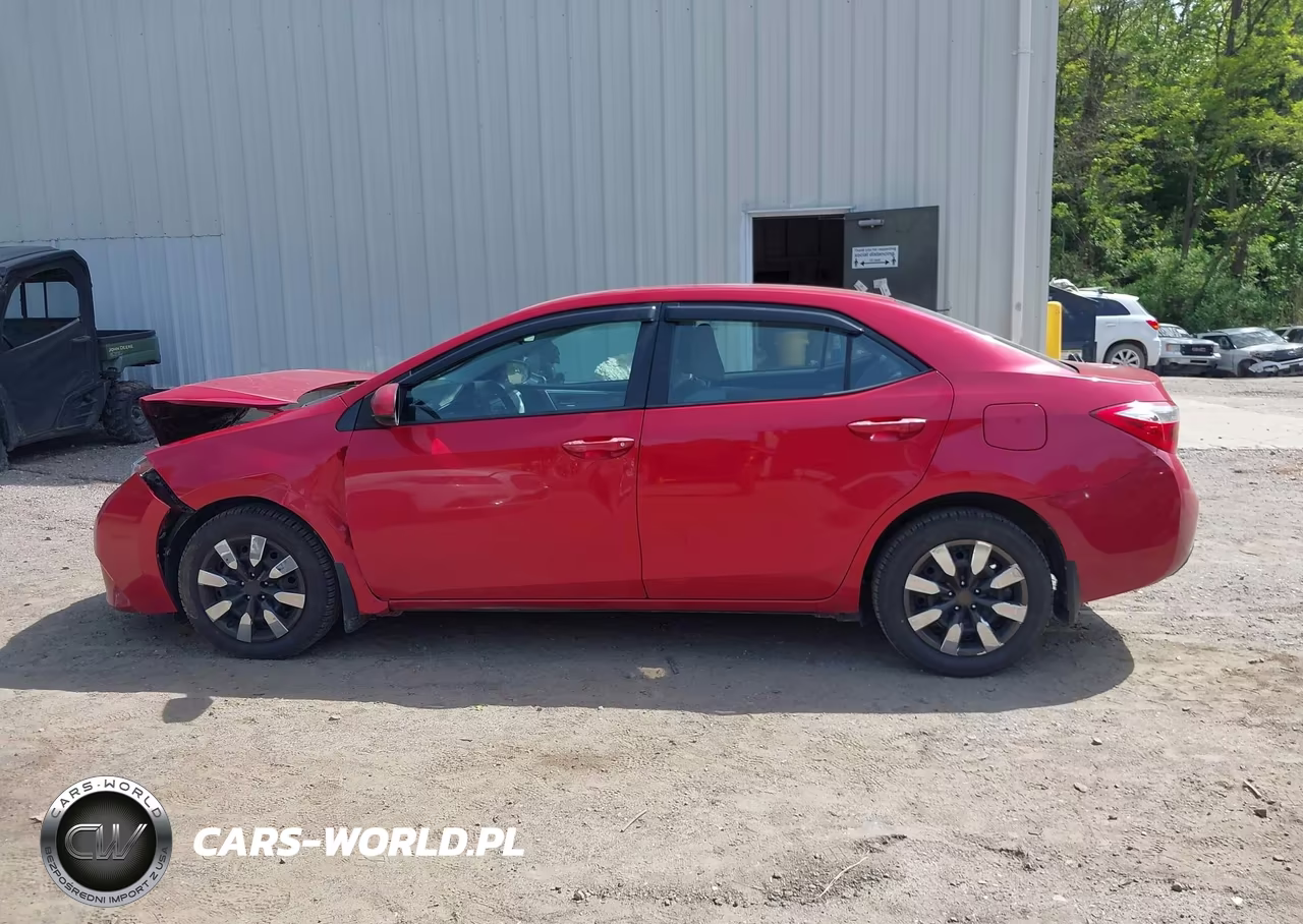 2015 Toyota Corolla Le VIN:2T1BURHE7FC275638 - 14