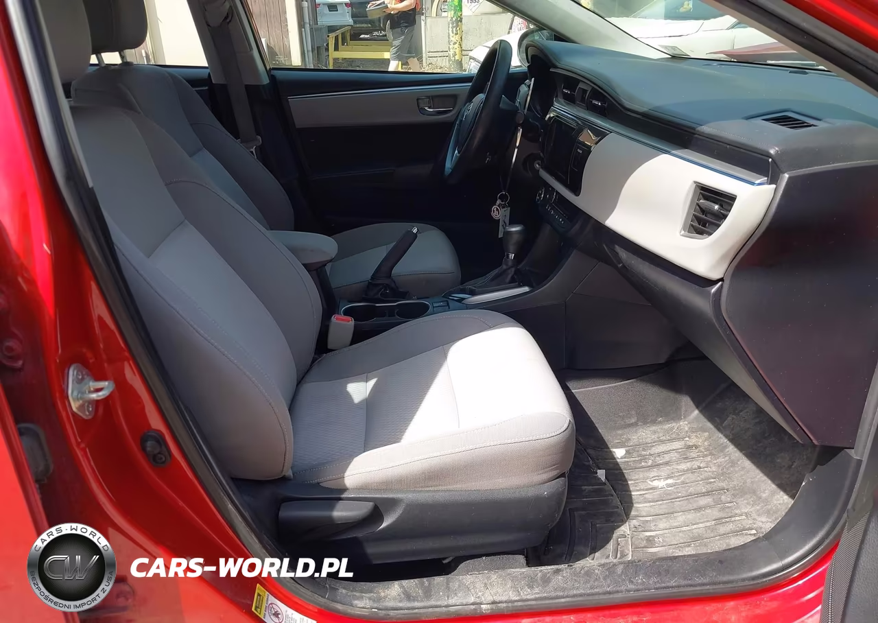 2015 Toyota Corolla Le VIN:2T1BURHE7FC275638 - 5