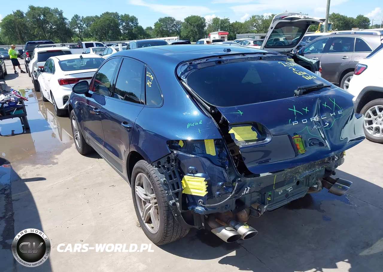 2016 Porsche Macan S VIN:WP1AB2A56GLB43630 - 3