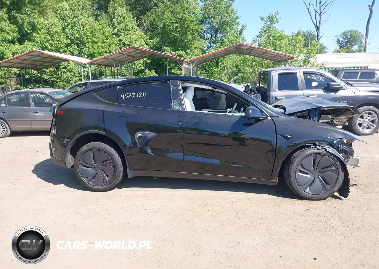 2026 Tesla Model Y Premium Rear-Wheel Drive-Rear-Wheel Drive VIN:7SAYGDED9TF616676 - 11