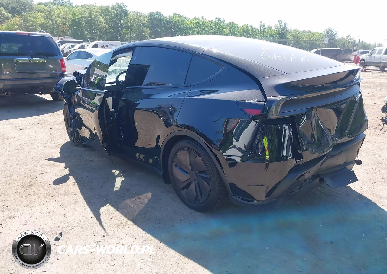 2026 Tesla Model Y Premium Rear-Wheel Drive-Rear-Wheel Drive VIN:7SAYGDED9TF616676 - 3