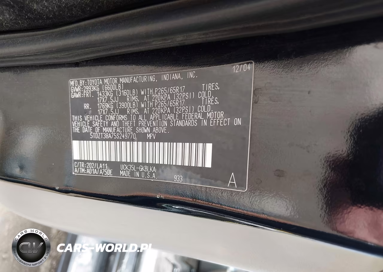 2005 Toyota Sequoia Limited V8 VIN:5TDZT38A75S249770 - 9