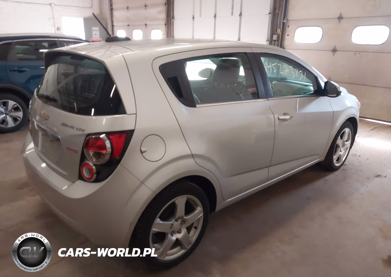 2015 Chevrolet Sonic Ltz Auto VIN:1G1JE6SB6F4191554 - 4