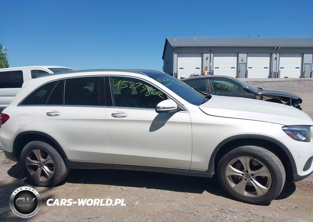 2018 Mercedes-Benz Glc 300 4Matic VIN:WDC0G4KB4JV069998 - 13