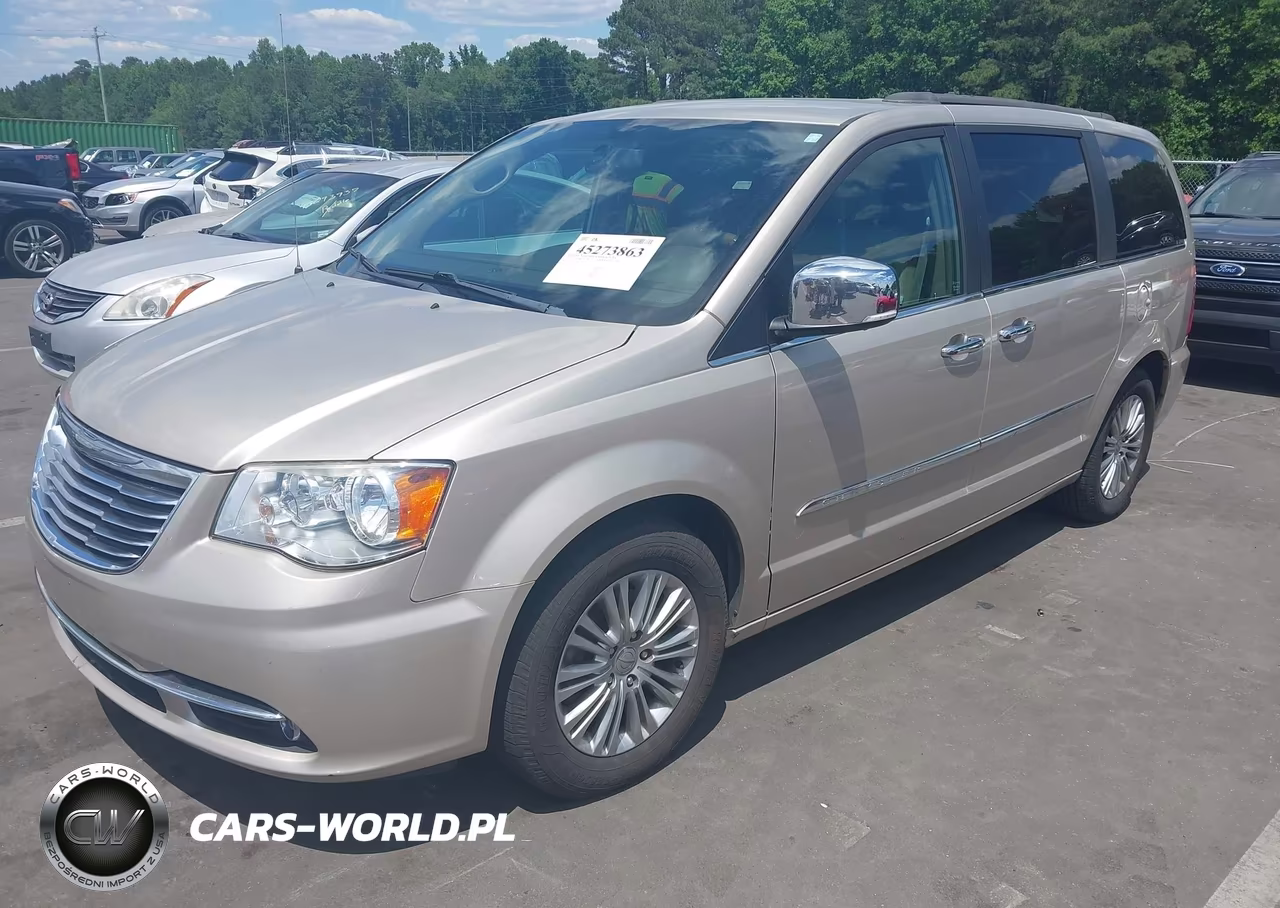 2015 Chrysler Town & Country Touring-L VIN:2C4RC1CG3FR676874 - 2