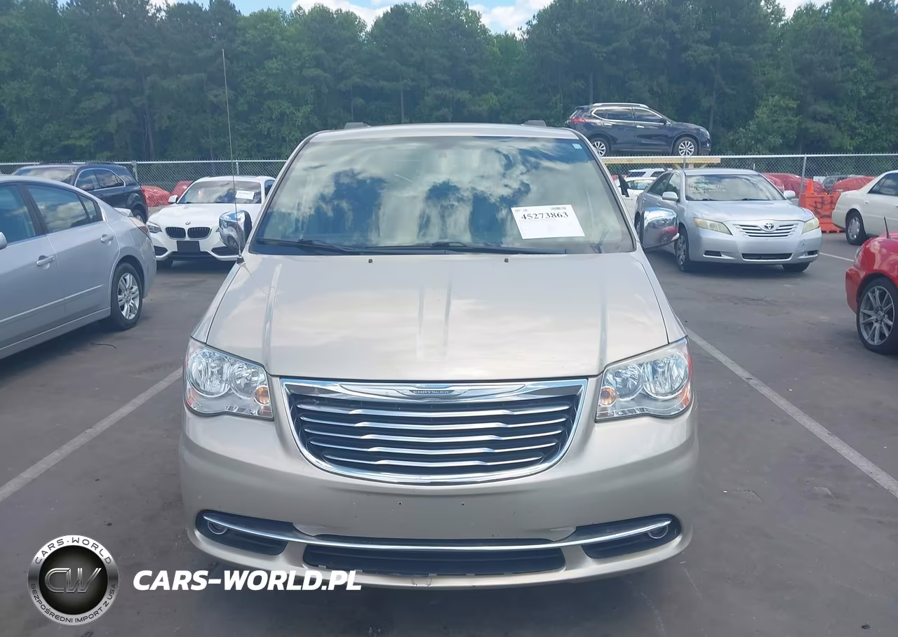 2015 Chrysler Town & Country Touring-L VIN:2C4RC1CG3FR676874 - 6