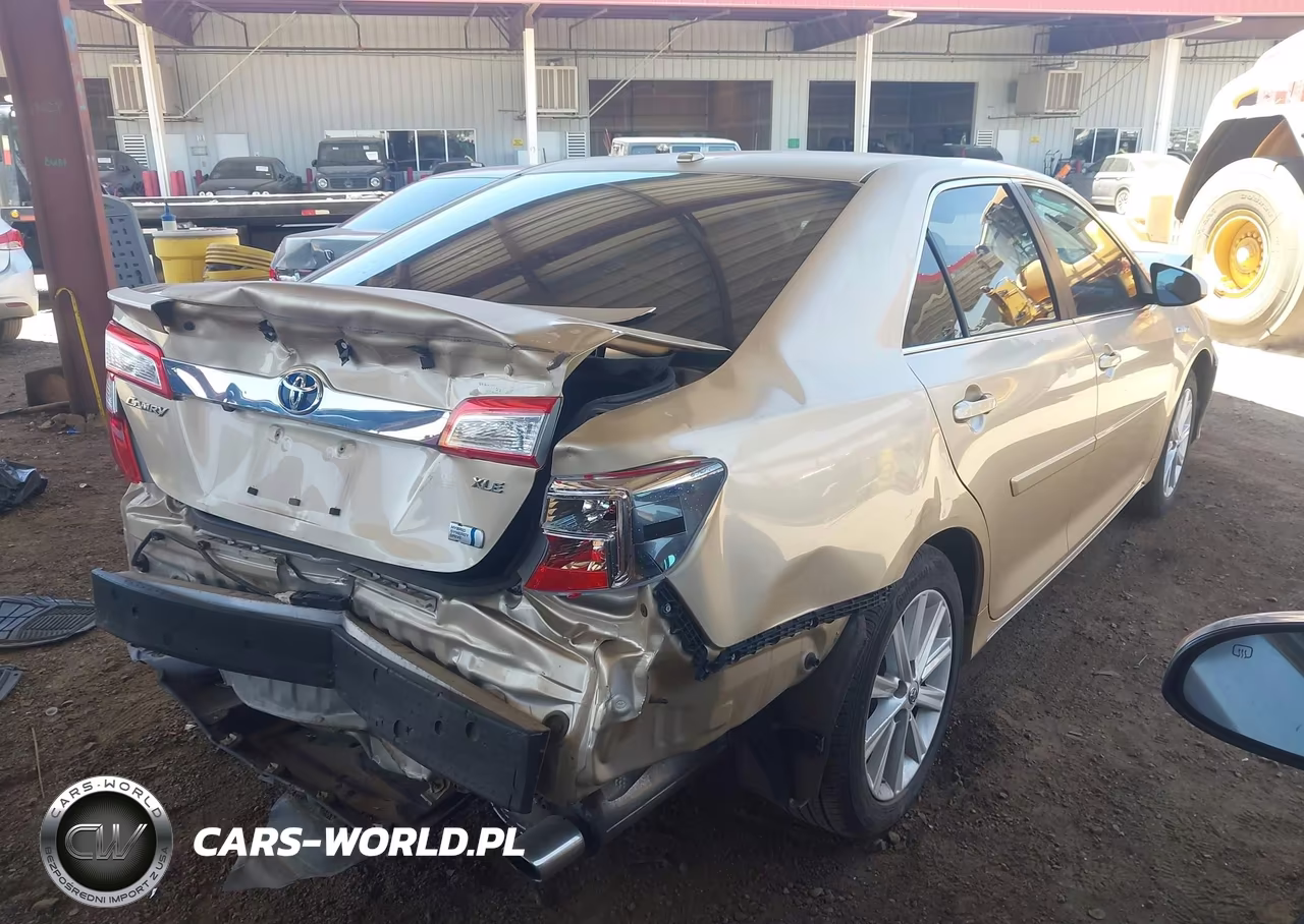 2012 Toyota Camry Hybrid Xle VIN:4T1BD1FK2CU044425 - 4