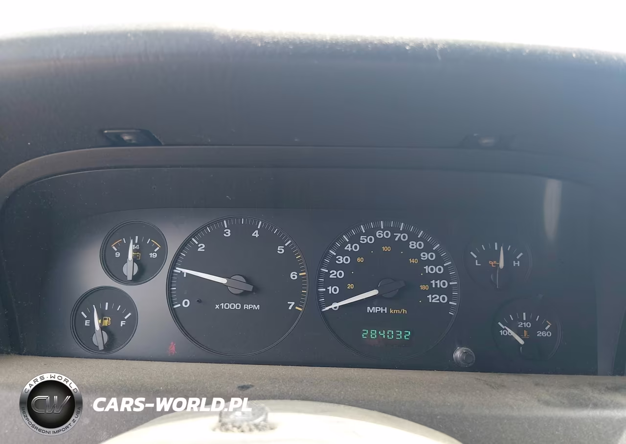 2004 Jeep Grand Cherokee Laredo VIN:1J4GX48S84C197344 - 7