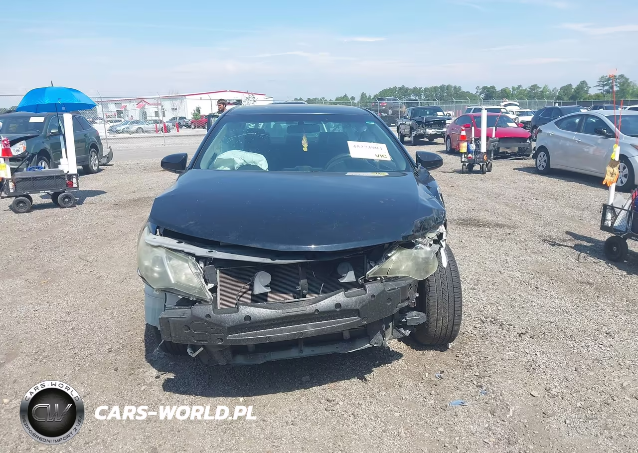 2014 Toyota Camry Se VIN:4T1BF1FK1EU819133 - 13