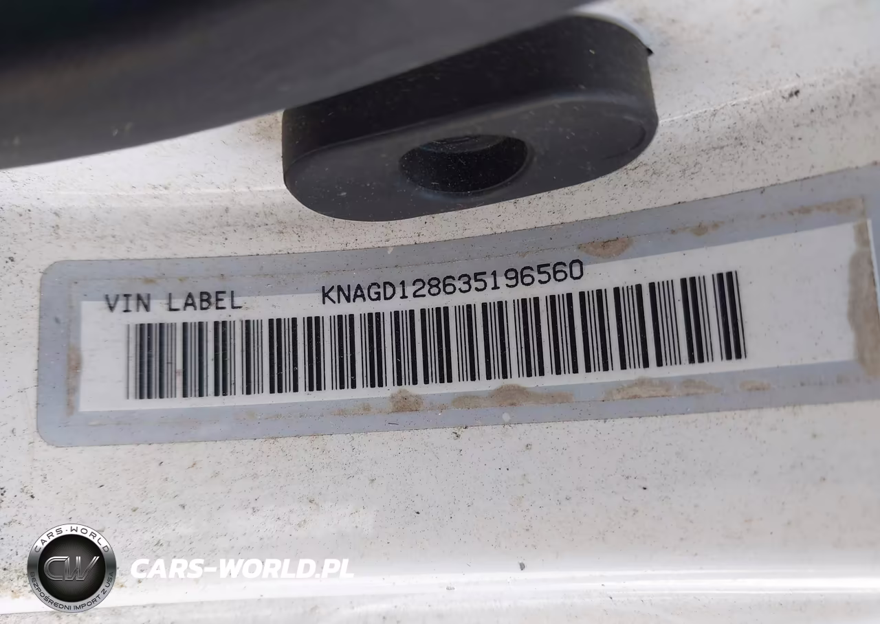 2003 Kia Optima Lx V6-Se V6 VIN:KNAGD128635196560 - 9