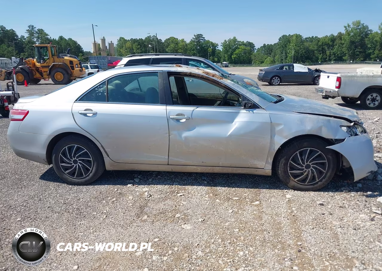 2010 Toyota Camry Le V6 VIN:4T1BK3EK2AU599035 - 14