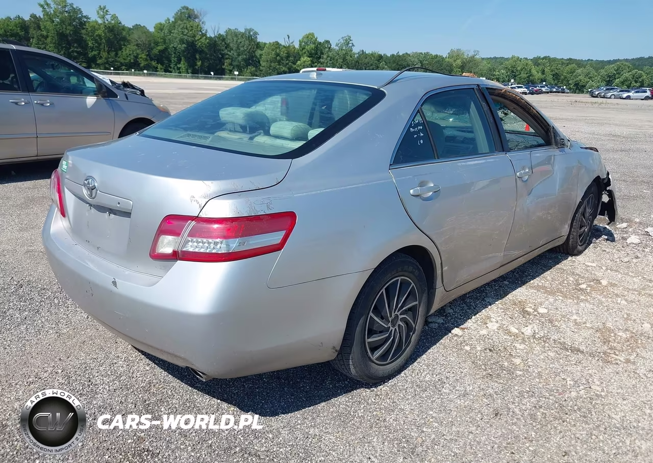 2010 Toyota Camry Le V6 VIN:4T1BK3EK2AU599035 - 4