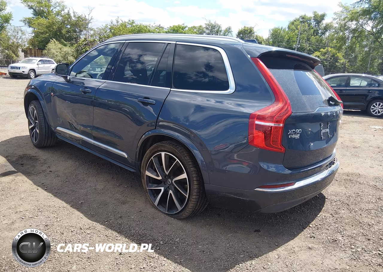 2023 Volvo Xc90 B6 Plus 7-Seater VIN:YV4062PNXP1956745 - 3