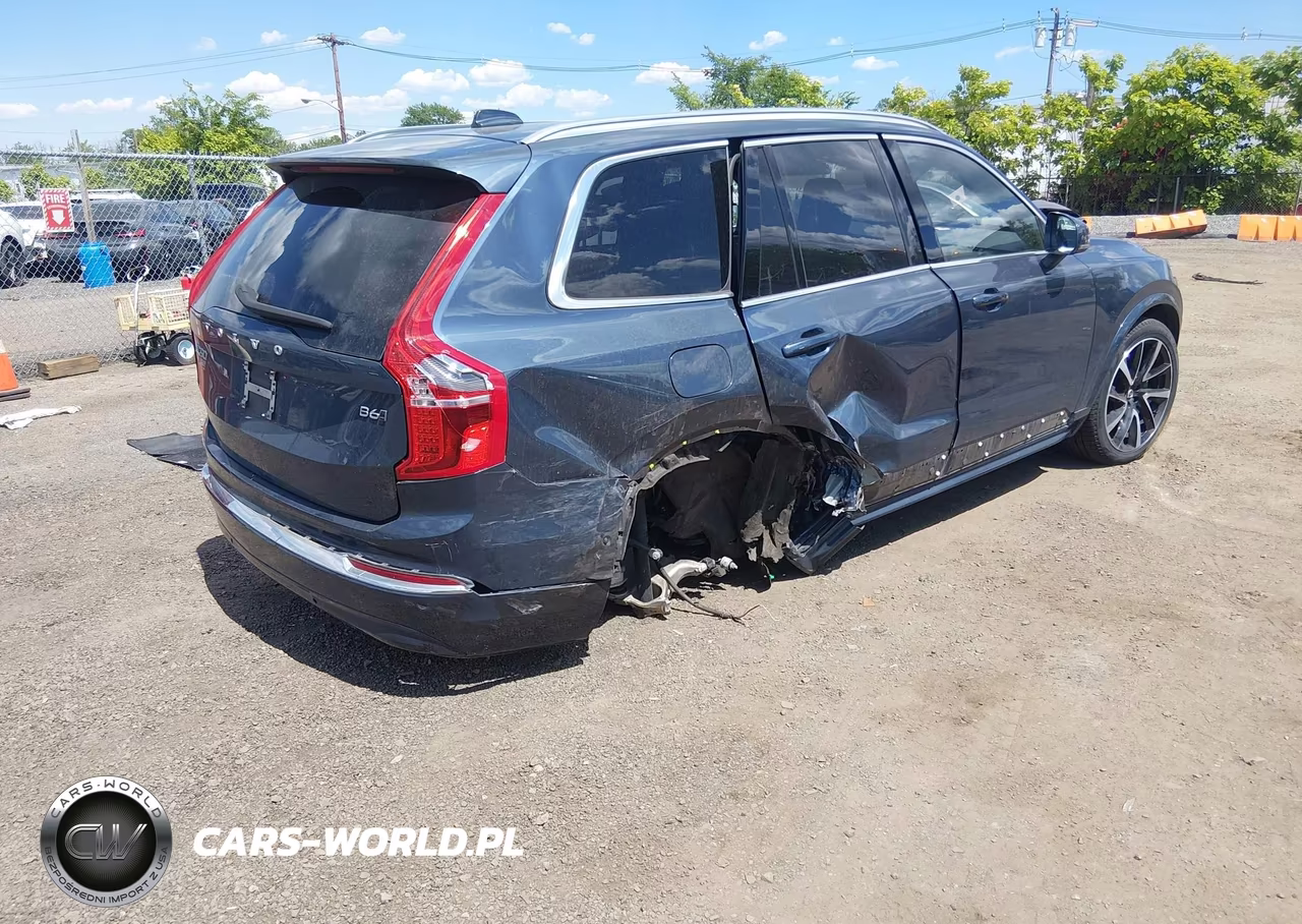 2023 Volvo Xc90 B6 Plus 7-Seater VIN:YV4062PNXP1956745 - 4