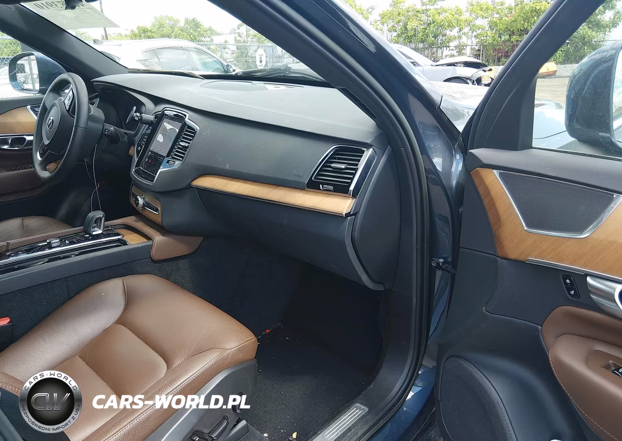 2023 Volvo Xc90 B6 Plus 7-Seater VIN:YV4062PNXP1956745 - 5