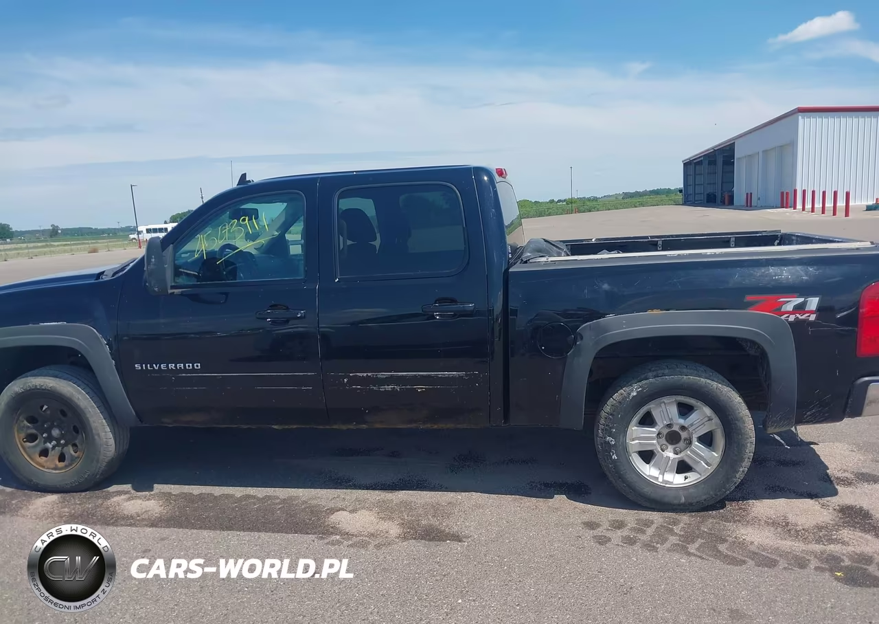 2011 Chevrolet Silverado 1500 Lt VIN:3GCPKSE32BG197307 - 14